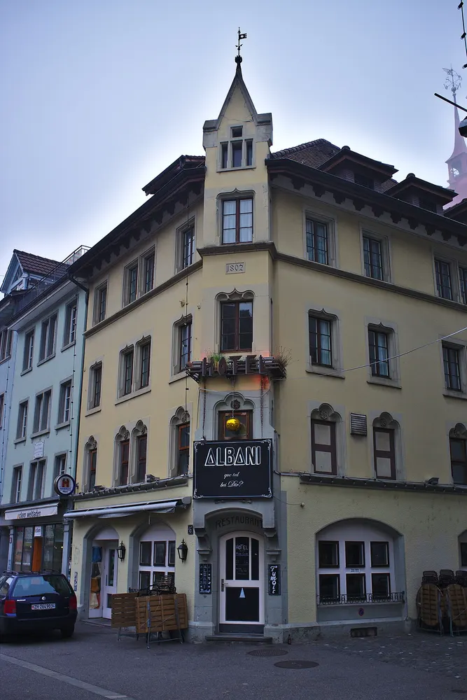 Albani em Zürich