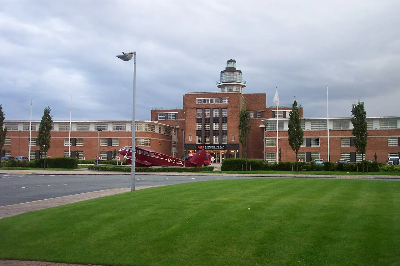 Crowne Plaza Liverpool John Lennon Airport Hotel in Liverpool