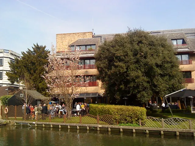 Graduate Hotel in Cambridge
