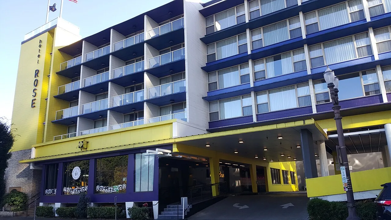 Hotel Rose in Portland