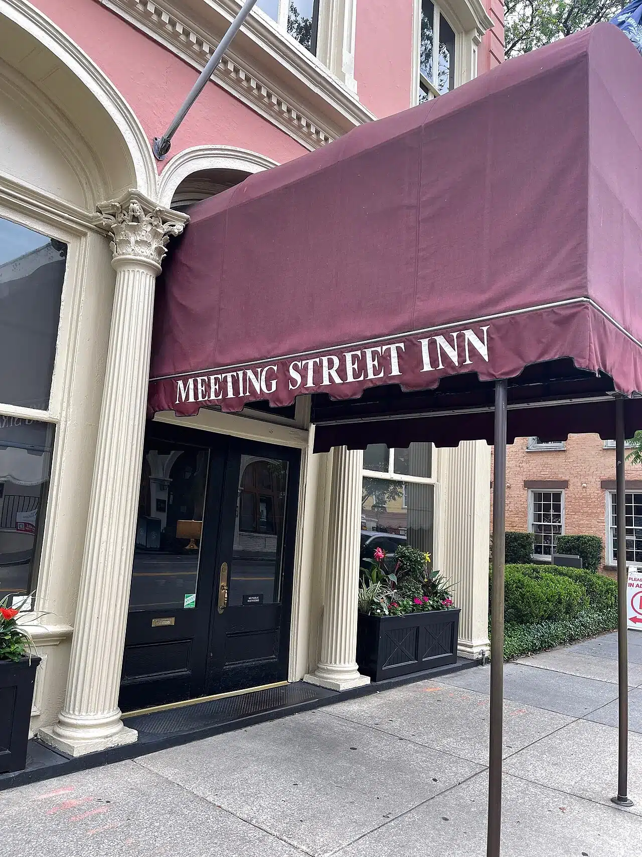 Meeting Street Inn in Charleston
