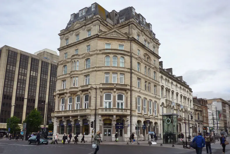 Royal Hotel à Cardiff